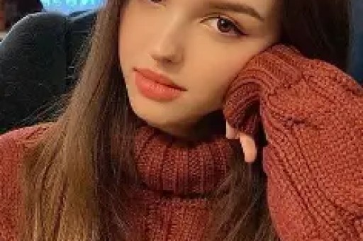 他是著名演员总演坏蛋导致57岁才结婚妻子至今都没有露过面