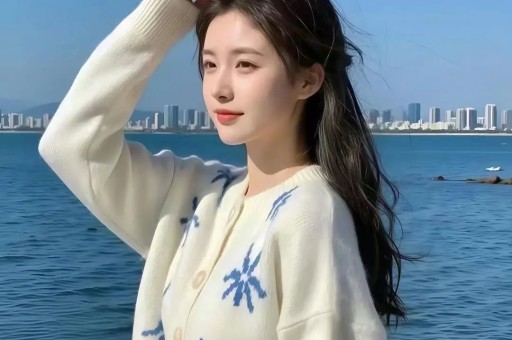关晓彤被内涵潜规则：更可怕的是所有人都在等塌房