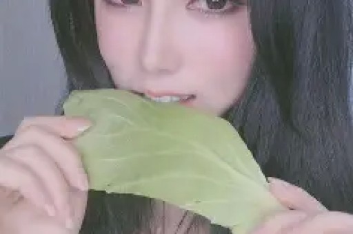 霍家舆论翻车！娜然过往黑料曝光！霍启刚遭网友质问